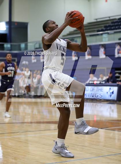 Thumbnail 2 in Tomball Memorial @ Bryan photogallery.