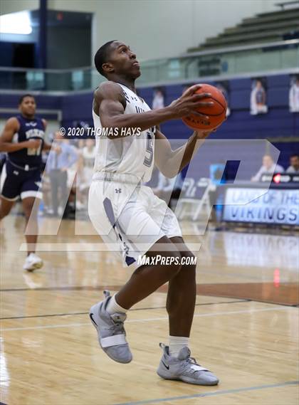 Thumbnail 1 in Tomball Memorial @ Bryan photogallery.