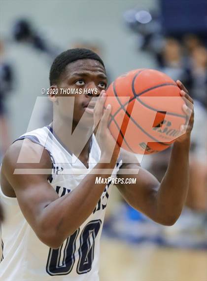 Thumbnail 2 in Tomball Memorial @ Bryan photogallery.
