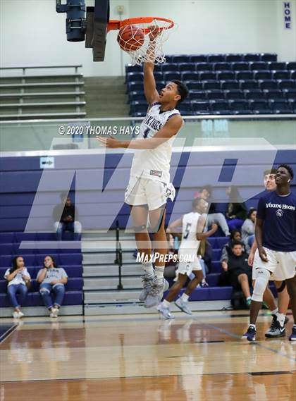 Thumbnail 1 in Tomball Memorial @ Bryan photogallery.
