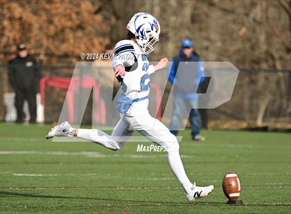 Thumbnail 2 in Newtown @ New Canaan (CIAC Class L Semifinal) photogallery.