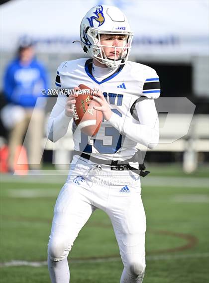 Thumbnail 2 in Newtown @ New Canaan (CIAC Class L Semifinal) photogallery.