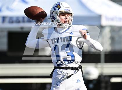 Thumbnail 2 in Newtown @ New Canaan (CIAC Class L Semifinal) photogallery.