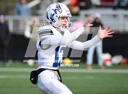 Thumbnail 2 in Newtown @ New Canaan (CIAC Class L Semifinal) photogallery.