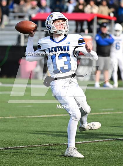 Thumbnail 1 in Newtown @ New Canaan (CIAC Class L Semifinal) photogallery.