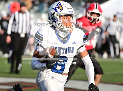 Thumbnail 2 in Newtown @ New Canaan (CIAC Class L Semifinal) photogallery.