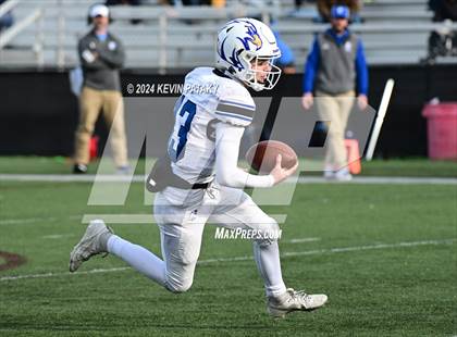 Thumbnail 1 in Newtown @ New Canaan (CIAC Class L Semifinal) photogallery.