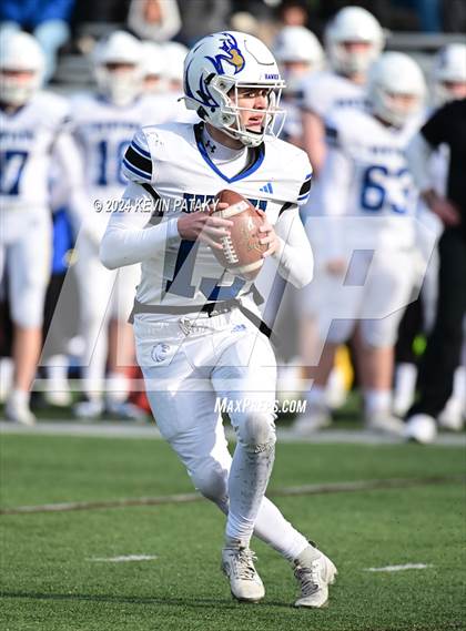 Thumbnail 1 in Newtown @ New Canaan (CIAC Class L Semifinal) photogallery.