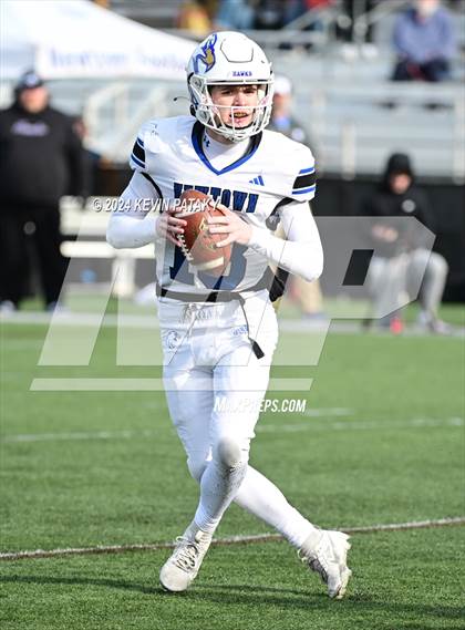 Thumbnail 3 in Newtown @ New Canaan (CIAC Class L Semifinal) photogallery.