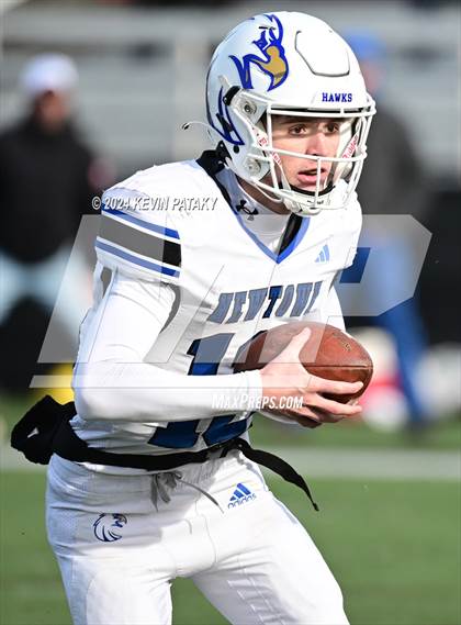 Thumbnail 3 in Newtown @ New Canaan (CIAC Class L Semifinal) photogallery.