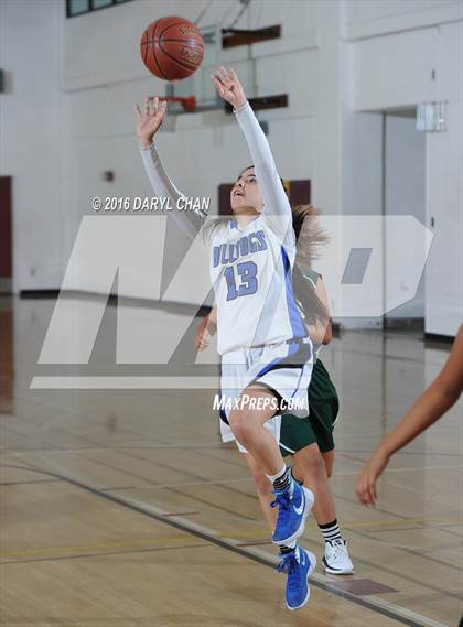 Thumbnail 3 in Burbank vs South Hills photogallery.