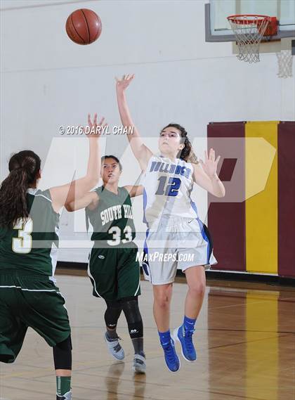 Thumbnail 3 in Burbank vs South Hills photogallery.