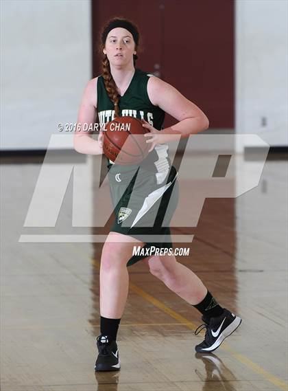 Thumbnail 3 in Burbank vs South Hills photogallery.