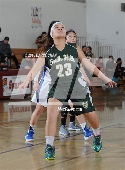 Thumbnail 3 in Burbank vs South Hills photogallery.