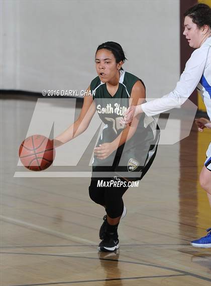 Thumbnail 2 in Burbank vs South Hills photogallery.