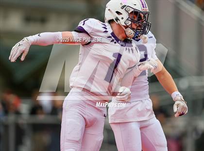 Thumbnail 2 in Anacortes @ Orting (WIAA 2A Semifinal) photogallery.