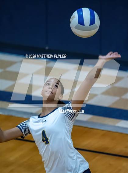 Thumbnail 3 in Friendship Christian vs Northwood Temple Academy (NCISAA 2A State Quarterfinals) photogallery.