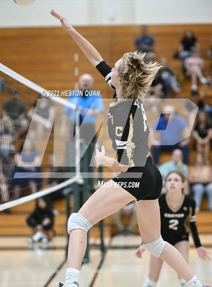 Thumbnail 3 in Canyon @ Brea Olinda photogallery.