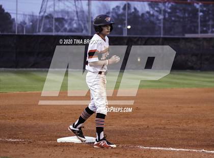 Thumbnail 3 in Jacksonville vs East Duplin photogallery.