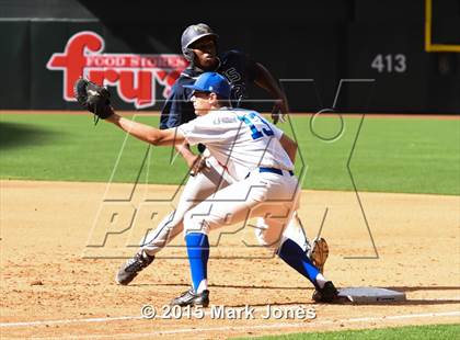 Thumbnail 1 in Independence vs. Kellis photogallery.
