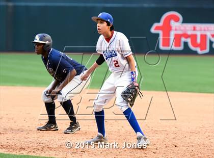 Thumbnail 2 in Independence vs. Kellis photogallery.