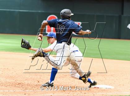 Thumbnail 1 in Independence vs. Kellis photogallery.
