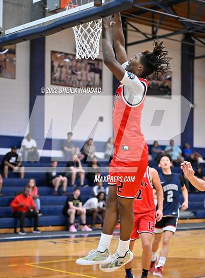 Thumbnail 2 in Calvary Christian vs Victory Christian (The Hoop Vibe) photogallery.