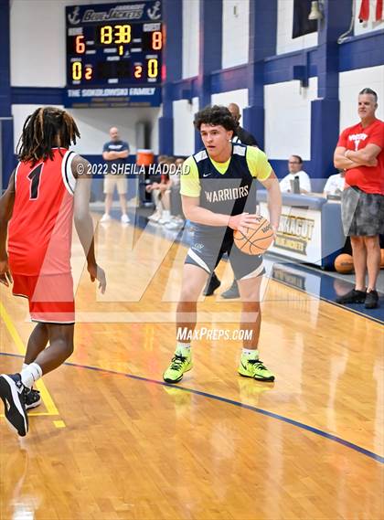 Thumbnail 1 in Calvary Christian vs Victory Christian (The Hoop Vibe) photogallery.
