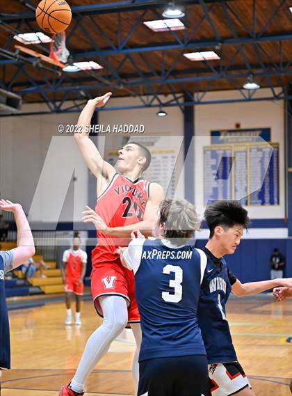 Thumbnail 2 in Calvary Christian vs Victory Christian (The Hoop Vibe) photogallery.