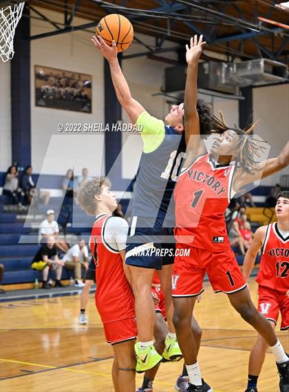Thumbnail 2 in Calvary Christian vs Victory Christian (The Hoop Vibe) photogallery.