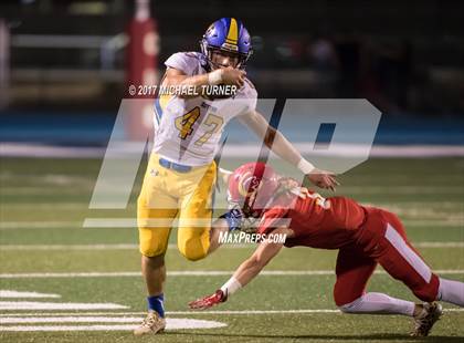 Thumbnail 3 in Sutter @ Chico photogallery.