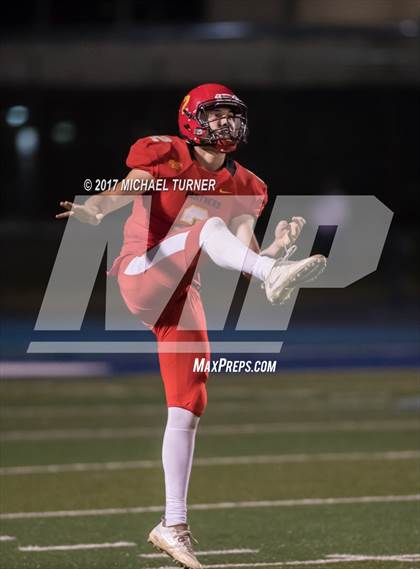 Thumbnail 1 in Sutter @ Chico photogallery.