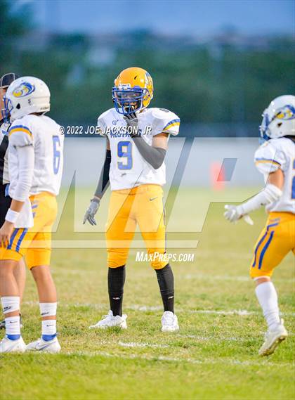 Thumbnail 3 in Empire vs Marana photogallery.