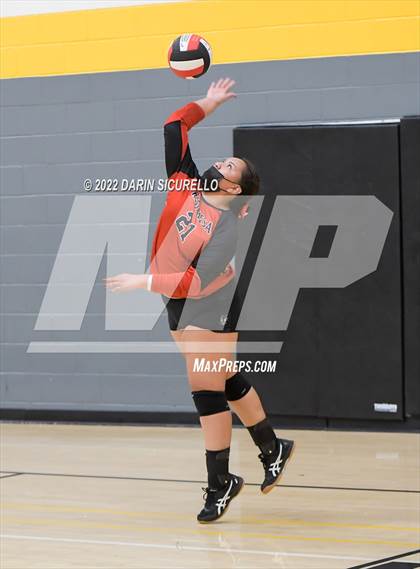 Thumbnail 2 in Red Mesa vs. Cocoino (Epic Tourneys Volleyball Invite) photogallery.