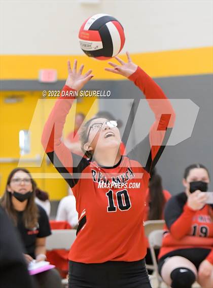 Thumbnail 2 in Red Mesa vs. Cocoino (Epic Tourneys Volleyball Invite) photogallery.