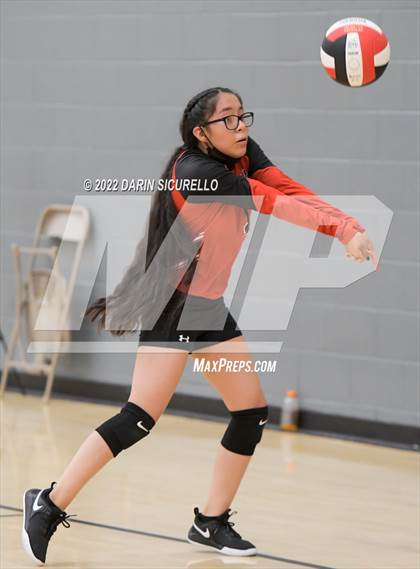Thumbnail 2 in Red Mesa vs. Cocoino (Epic Tourneys Volleyball Invite) photogallery.