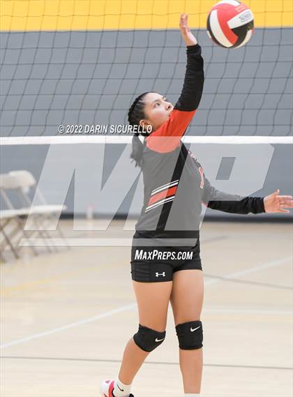 Thumbnail 2 in Red Mesa vs. Cocoino (Epic Tourneys Volleyball Invite) photogallery.
