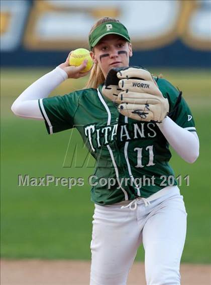 Thumbnail 2 in Grossmont vs Poway (CIF SDS D1 Final) photogallery.
