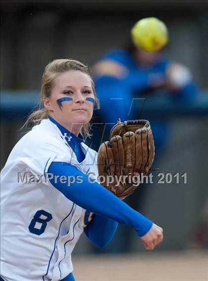Thumbnail 1 in Grossmont vs Poway (CIF SDS D1 Final) photogallery.