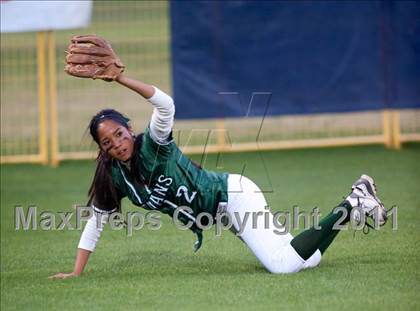 Thumbnail 3 in Grossmont vs Poway (CIF SDS D1 Final) photogallery.