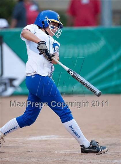 Thumbnail 2 in Grossmont vs Poway (CIF SDS D1 Final) photogallery.