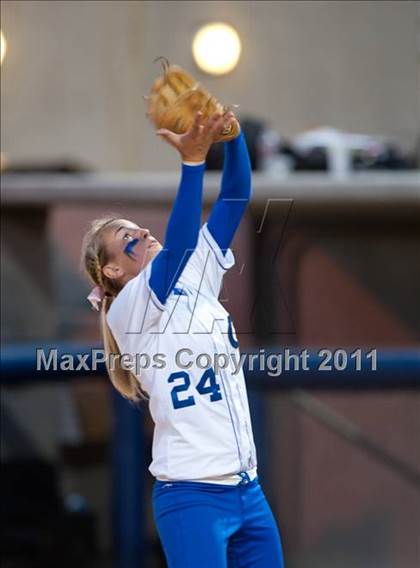 Thumbnail 1 in Grossmont vs Poway (CIF SDS D1 Final) photogallery.