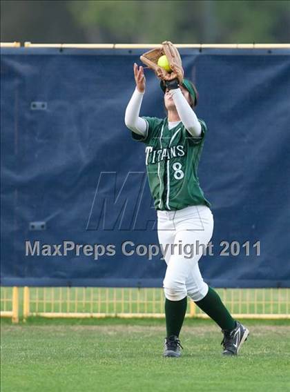 Thumbnail 1 in Grossmont vs Poway (CIF SDS D1 Final) photogallery.