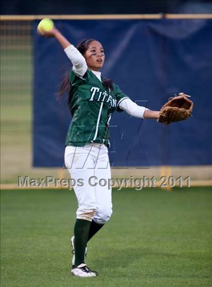 Thumbnail 1 in Grossmont vs Poway (CIF SDS D1 Final) photogallery.