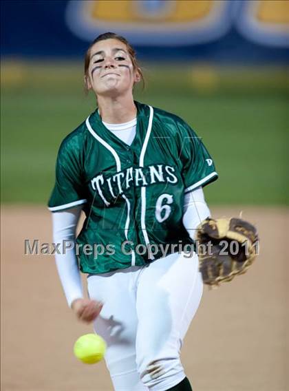 Thumbnail 2 in Grossmont vs Poway (CIF SDS D1 Final) photogallery.