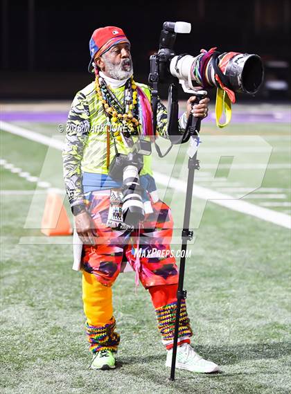 Thumbnail 1 in Northwest Christian vs. Valley Christian (AIA 3A Semifinal) photogallery.
