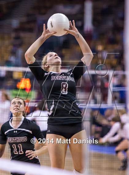 Thumbnail 3 in Lewis-Palmer vs. Berthoud (CHSAA 4A Playoff) photogallery.