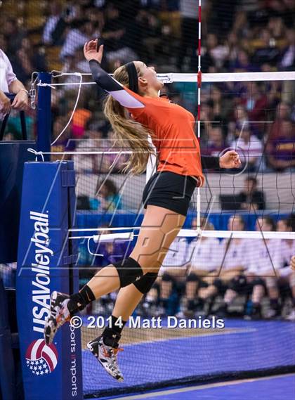 Thumbnail 2 in Lewis-Palmer vs. Berthoud (CHSAA 4A Playoff) photogallery.