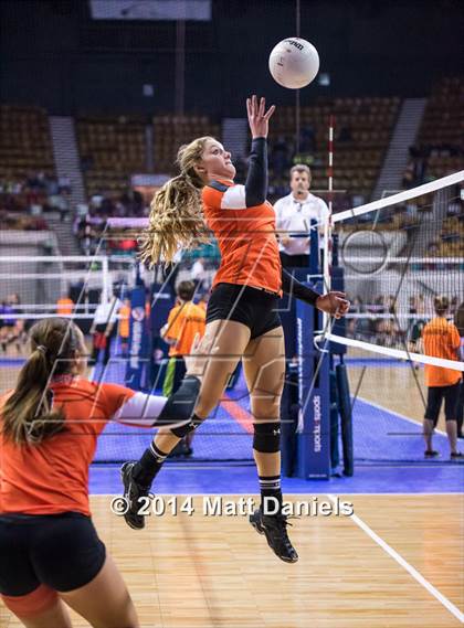 Thumbnail 3 in Lewis-Palmer vs. Berthoud (CHSAA 4A Playoff) photogallery.
