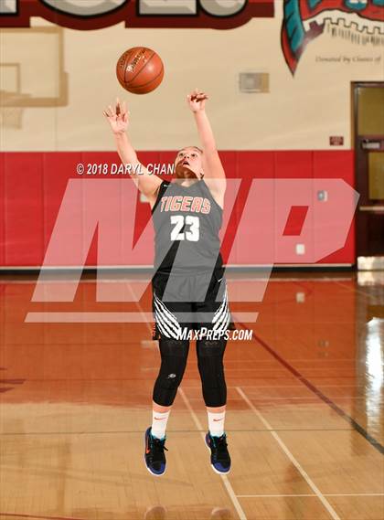Thumbnail 1 in Notre Dame (SO) vs. South Pasadena (Mark Keppel Tournament) photogallery.